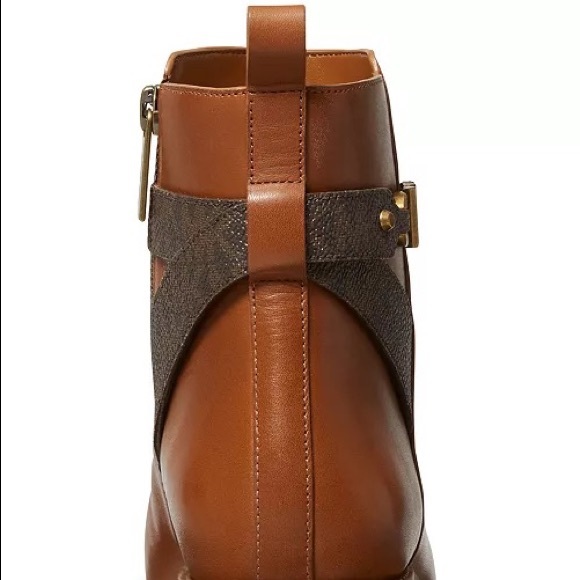 Michael Kors Flat Ankle Boots - Picture 5 of 13